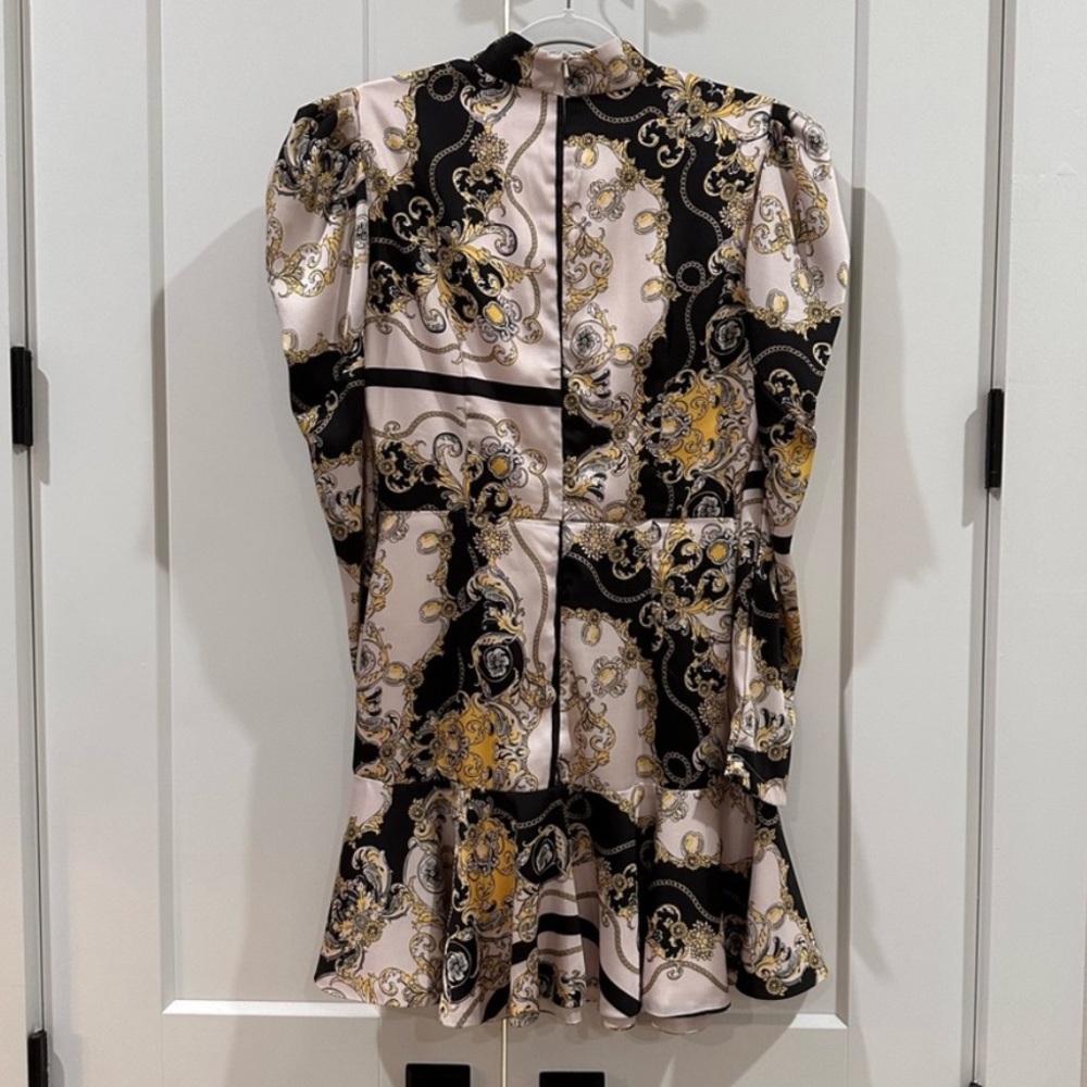 Bardot Pattern Dress - Picture 4 of 4